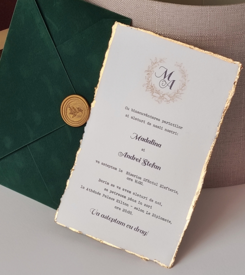 Invitație nunta cu foita aur si plic catifea verde smarald - poza 2