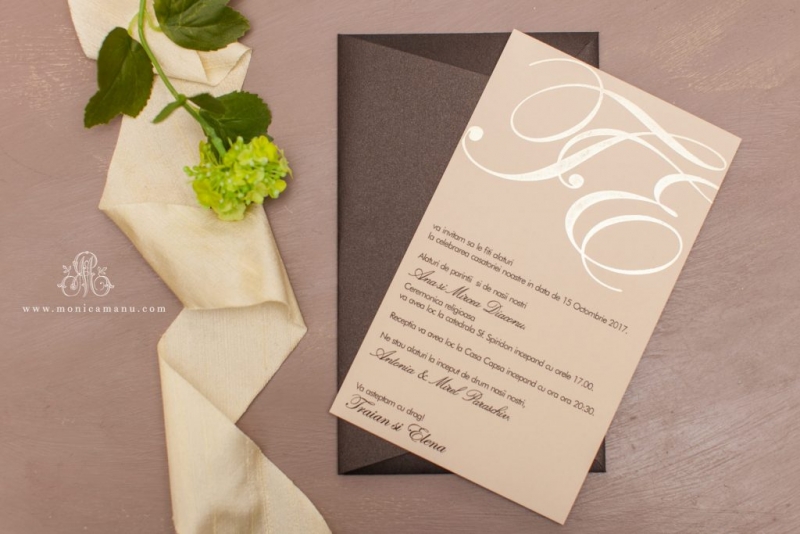 Invitație nunta cu inițiale miri - poza 1