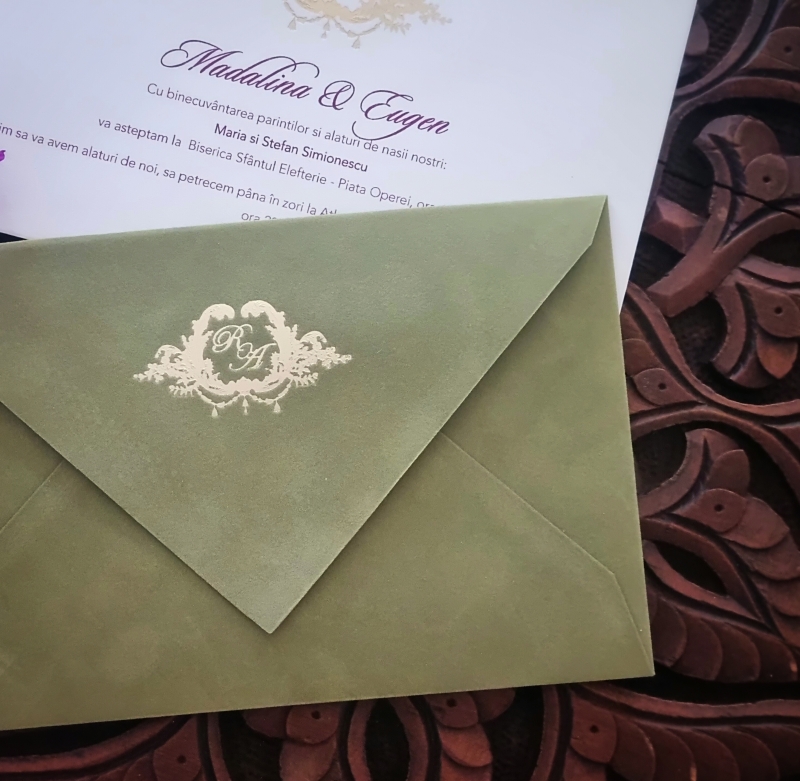 Invitație nunta cu plic catifea verde olive