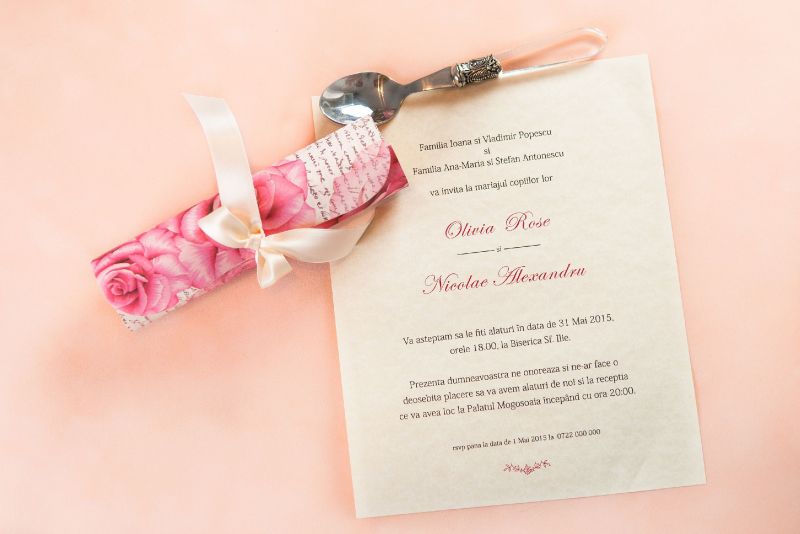 Invitatie nunta eleganta cu trandafiri - poza 2