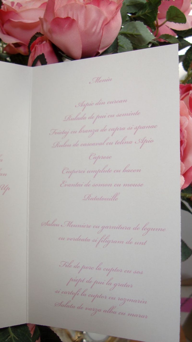 Meniu nunta realizat din carton alb sidefat cu scris auriu - poza 5